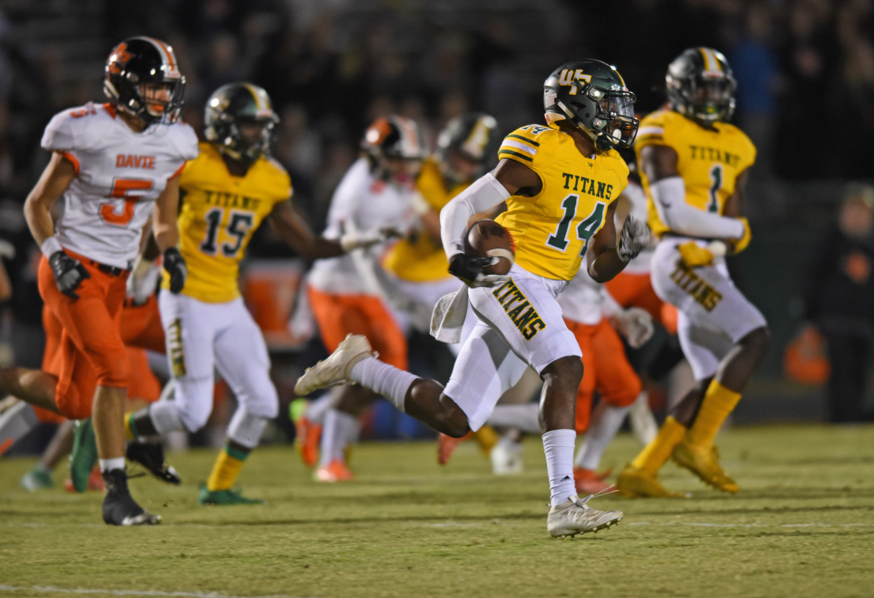 Davie West Forsyth FB